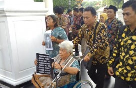11 Tahun Gelar Aksi "Kamisan", Keluarga Korban Pelanggaran HAM Diterima Presiden di Istana
