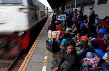 Hadapi Mudik, Kereta Fokus Cek Kondisi Minor