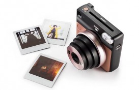 Review Fujifilm Instax SQ6: Kamera Anti-Mainstream Bertabur Filter