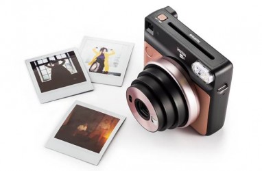 Review Fujifilm Instax SQ6: Kamera Anti-Mainstream Bertabur Filter