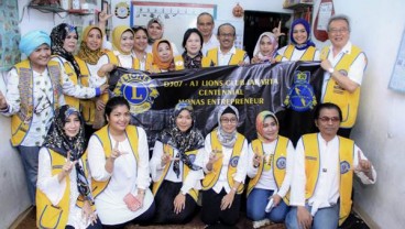 Lions Club Jakarta Centennial Monas Enterpreneur Beri Donasi di Yayasan NPS Kesuma