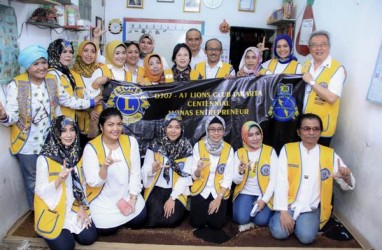 Lions Club Jakarta Centennial Monas Enterpreneur Beri Donasi di Yayasan NPS Kesuma