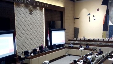 DPR Minta Kemendagri Tunjuk PNS untuk Isi Plt. Gubernur di Jabar & Sumut