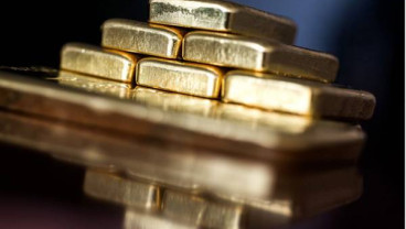 HARGA EMAS: Aksi Berburu Logam Mulia Antarkan Spot Kembali Tembus Level 1.300