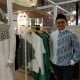 Tips Memilih Baju Lebaran untuk Pria ala Desainer Fahmi Hendrawan