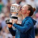 Halep Juara Tenis Prancis Terbuka, Libas Stephens