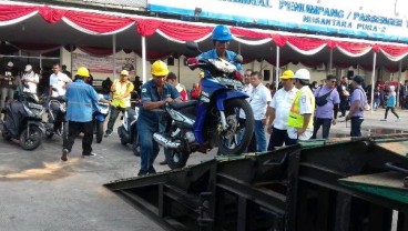 776 Pemudik Sepeda Motor Diberangkatkan Dengan Kapal Rute Priok-Semarang