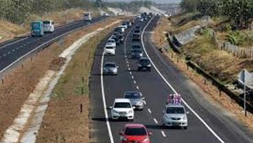 MUDIK LEBARAN 2018: Jalur Tol Pejagan - Pemalang dari Tol Kertasari Lengang