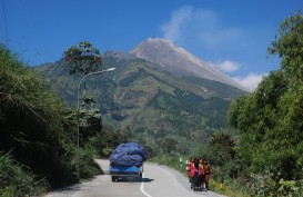 Warga Kawasan Rawan Bencana Merapi Diimbau Tetap Waspada