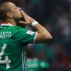 Piala Dunia 2018: Chicharito Bantah Timnas Meksiko Pesta Bareng Wanita Panggilan