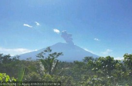 Gunung Agung Bali Erupsi Lagi, Status Siaga