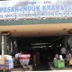 Pembeli Sepi Jelang Lebaran, Pedagang Pasar Kramat Jati Mengeluh