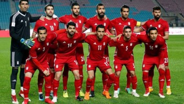 PIALA DUNIA 2018: Nike Tak Bisa Pasok Sepatu, Pelatih Iran Kesal  