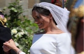 McCartney Tonjolkan 'Sisi Manusia' pada Gaun Pernikahan Markle