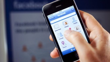 Konsumsi Berita Melalui Facebook Turun, Beralih ke WhatsApp 