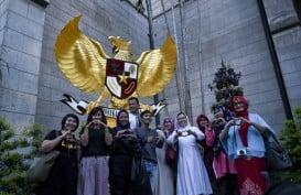 Gereja Katedral Sediakan Tempat Parkir untuk Muslim