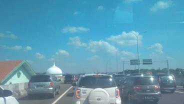 JELAJAH JAWA BALI 2018: Tol Surabaya Mojokerto Macet 