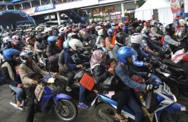 MUDIK LEBARAN 2018: Jalur Lintas Sumatera di Pekanbaru-Dumai Dipadati Pemotor