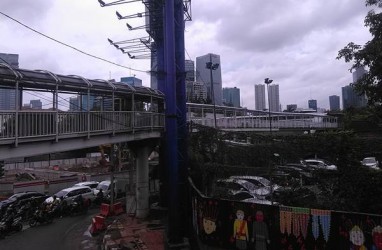 Minggu Siang, Jalan Protokol di Jakarta Mulai Normal