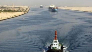 Mesir Raup Pendapatan Tahunan $5.585 Miliar dari Terusan Suez