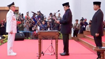 Pejabat Gubernur Jabar Dilantik, Aher Ucapkan Selamat Bekerja buat Iriawan