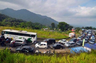 JELAJAH JAWA BALI 2018: Macet 37 Kilometer di Jalur Tasikmalaya-Cileunyi 