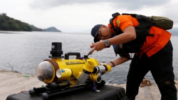 KAPAL TENGGELAM DANAU TOBA: Tim Penyelemat Dilengkapi Robot Pencari Bawah Laut & Drone 