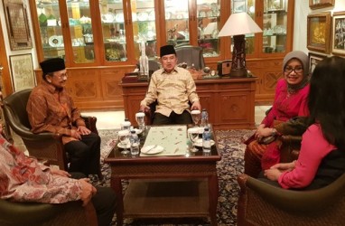 Wapres JK Silaturahmi ke Kediaman Habibie