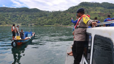 Pemda Diminta Perketat Standar Angkutan Penyeberangan di Danau Toba