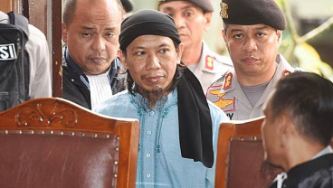 Penembak Jitu Amankan Vonis Aman Abdurrahman