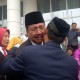 Isak Tangis dan Kemesraan Iringi Pelepasan Gubernur dan Wakil Gubernur Sumut