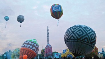 Balon Udara Liar Bertebaran di Langit Pekalongan, Bahayakan Penerbangan