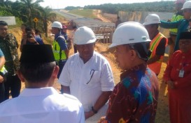 Tinjau Proyek Tol, Plt Gubernur Riau Bahas Kendala Pembebasan Lahan