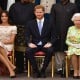 Meghan Markle Memukau dengan Koleksi Pink Salem Prada