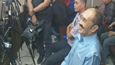Mantan Pengacara Setnov, Fredrich Yunadi, Senyum-senyum Jelang Putusan