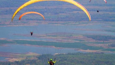 18 Atlet Nasional Ikut Kejurnas Paralayang