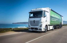 Meningkatkan Nilai Tambah Armada di Era Digital : FutureLab@Mercedes-Benz Trucks