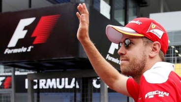 Hambat Pebalap Renault, Vettel Kena Hukuman Start di Austria