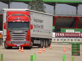 Scania Sambut Peserta Driver Competitions (SDC) di Eropa