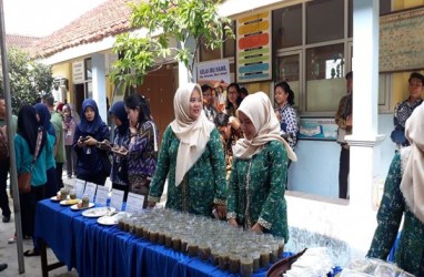 Bubur Kacang Hijau Desa Tangkil Sambut Jokowi dan Presiden World Bank