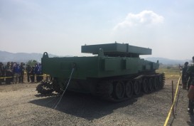 Pindad Uji Ledak Tank Medium Dengan Bom Ranjau