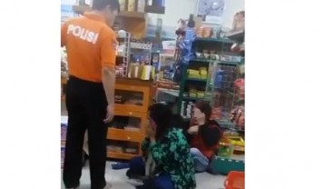 Viral! Pria Berkaos Polisi Aniaya Seorang Ibu. Ini Penjelasan Polda Belitung