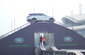 Gelar Uji Berkendara di ICE BSD, WAE Sediakan 15 Mobil Jaguar dan Land Rover