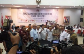 Gerindra Serahkan Berkas Bacaleg Bertuliskan 2019 Prabowo Presiden