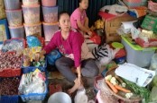 Pedagang di Pasar Semarang Enggan Berjualan Jengkol