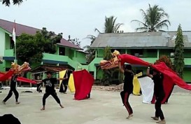 Duta Seni Lampung Pentaskan Ratu Ali di Prambanan