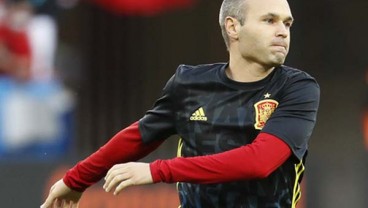 Minggu, Iniesta Membuat Debut  di J.League  