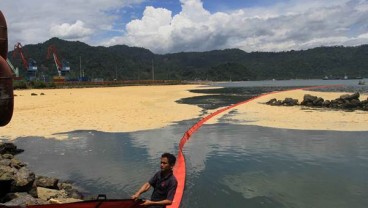 PENCEMARAN LAUT: Balikpapan Menunggu Uji Laboratorium 'Ceceran Minyak'