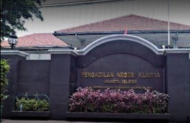 Polisi Bersenjata Lengkap Kawal Sidang Pembubaran JAD