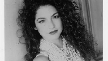 Bintang Pop Gloria Estefan Memperolah Medali Penghormatan Dari Pemerintah Spanyol